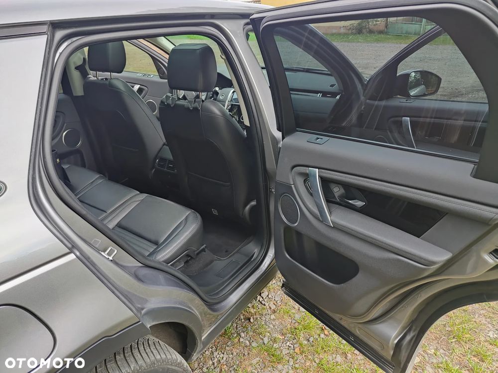 Land Rover Discovery Sport - 18
