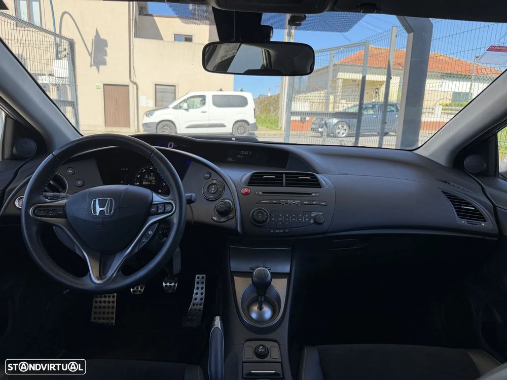 Honda Civic 1.4 i-VTEC Sport Edition - 19