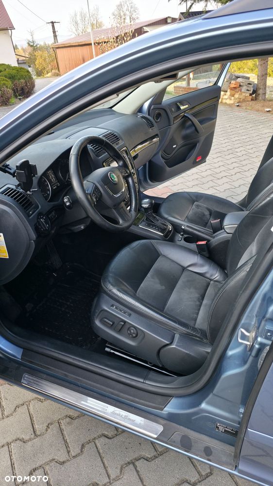 Skoda Octavia 2.0 TDI L&K DSG - 16