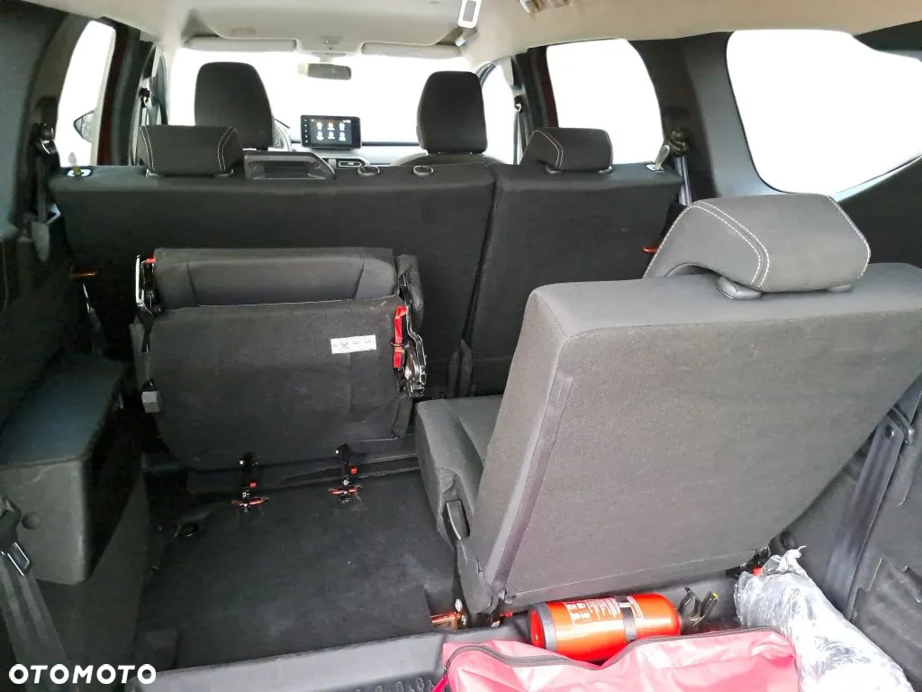 Dacia Jogger 1.0 TCe SL Extreme 7os - 27