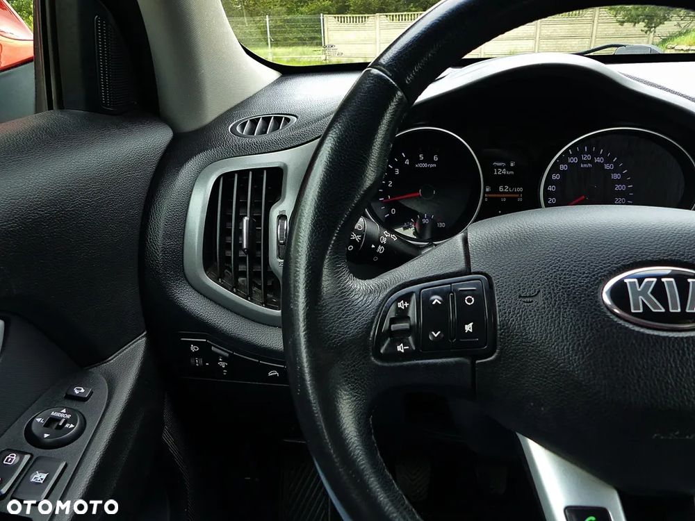 Kia Sportage 1.7 CRDI 2WD ISG Dream-Team Edition - 30