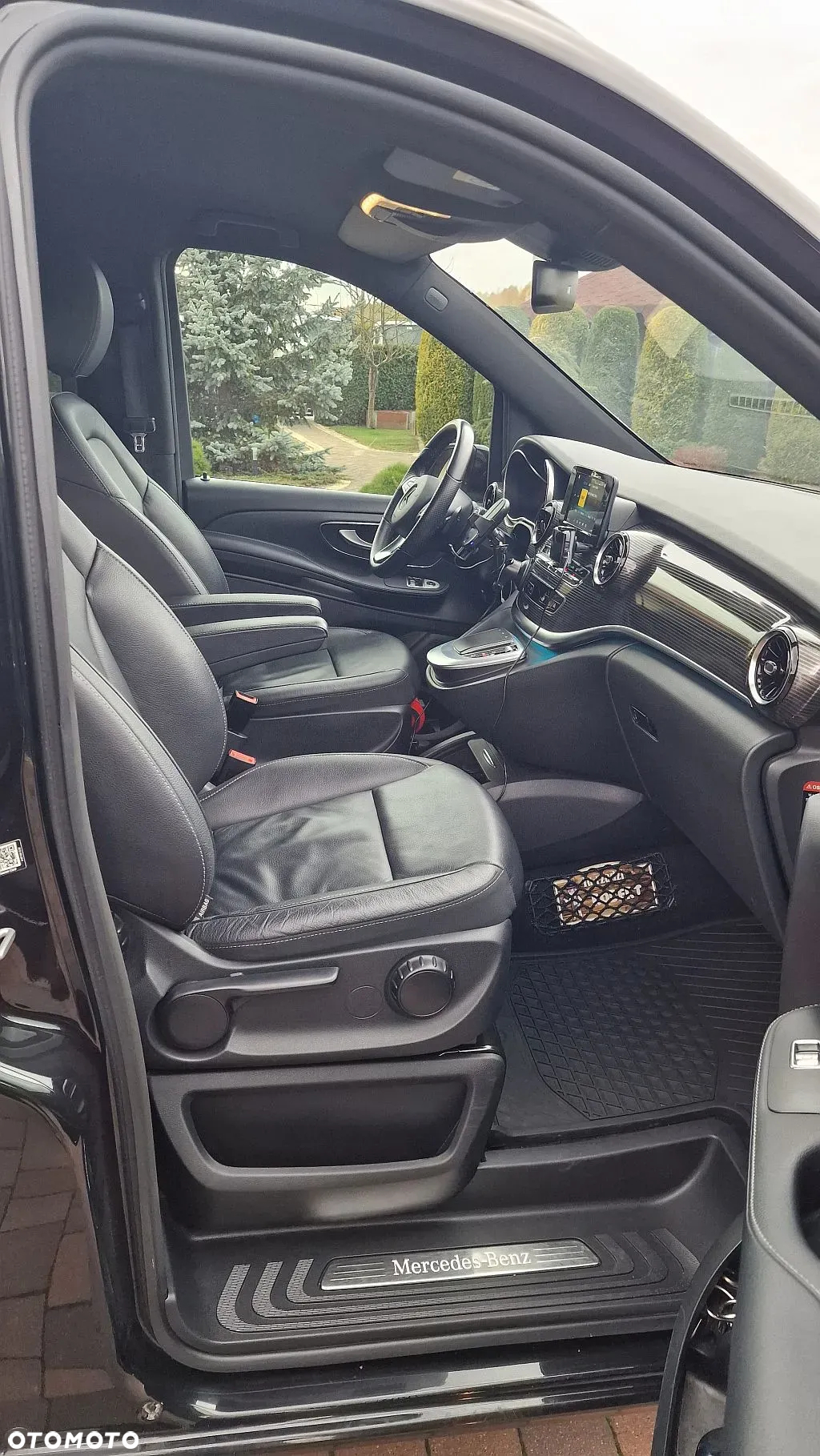 Mercedes-Benz Klasa V 250 d 4-Matic 9G-Tronic - 17