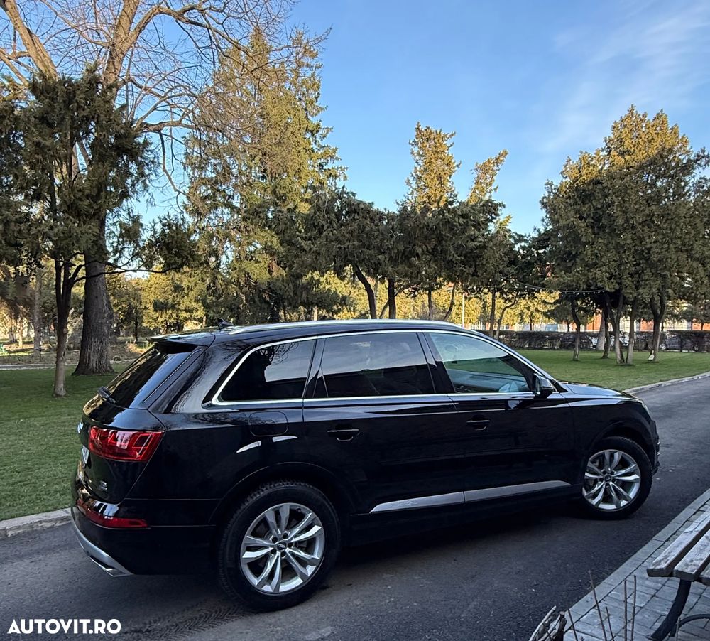 Audi Q7 - 10