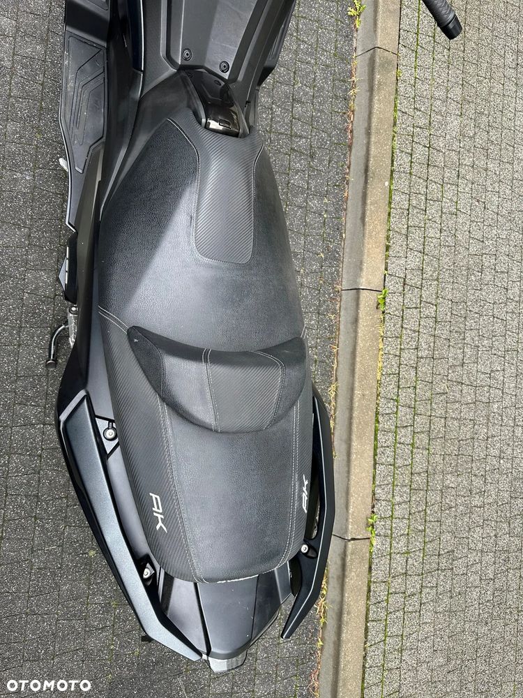 Kymco AK 550 - 13