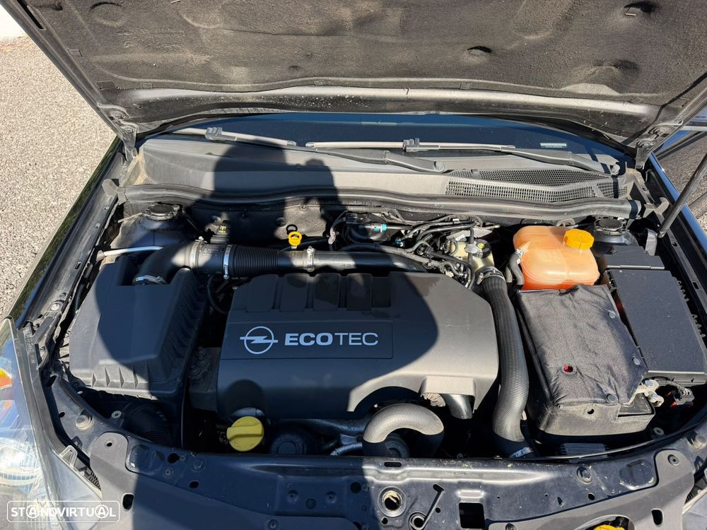 Opel Astra GTC 1.3 CDTi - 26