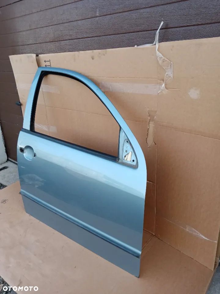 Drzwi prawy przód przednie prawe Skoda Fabia I 9151 - 5