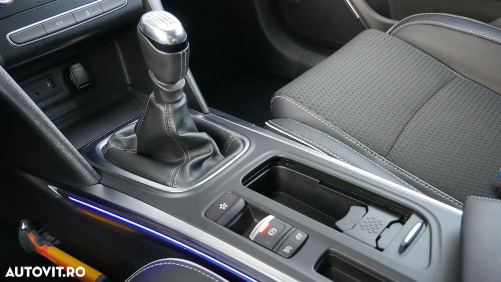 Renault Megane - 5