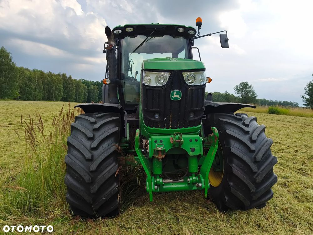 John Deere 7200R - 17