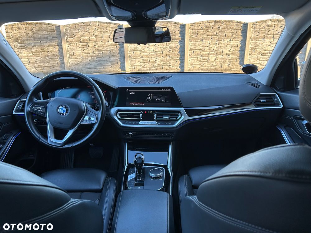 BMW Seria 3 320d - 9