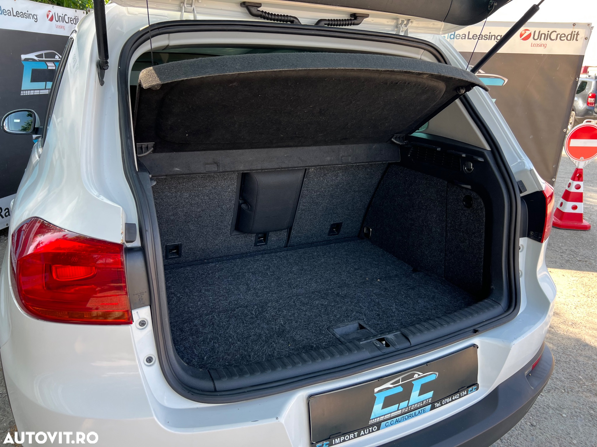 Volkswagen Tiguan 2.0 TDI BMT Sport & Style - 17