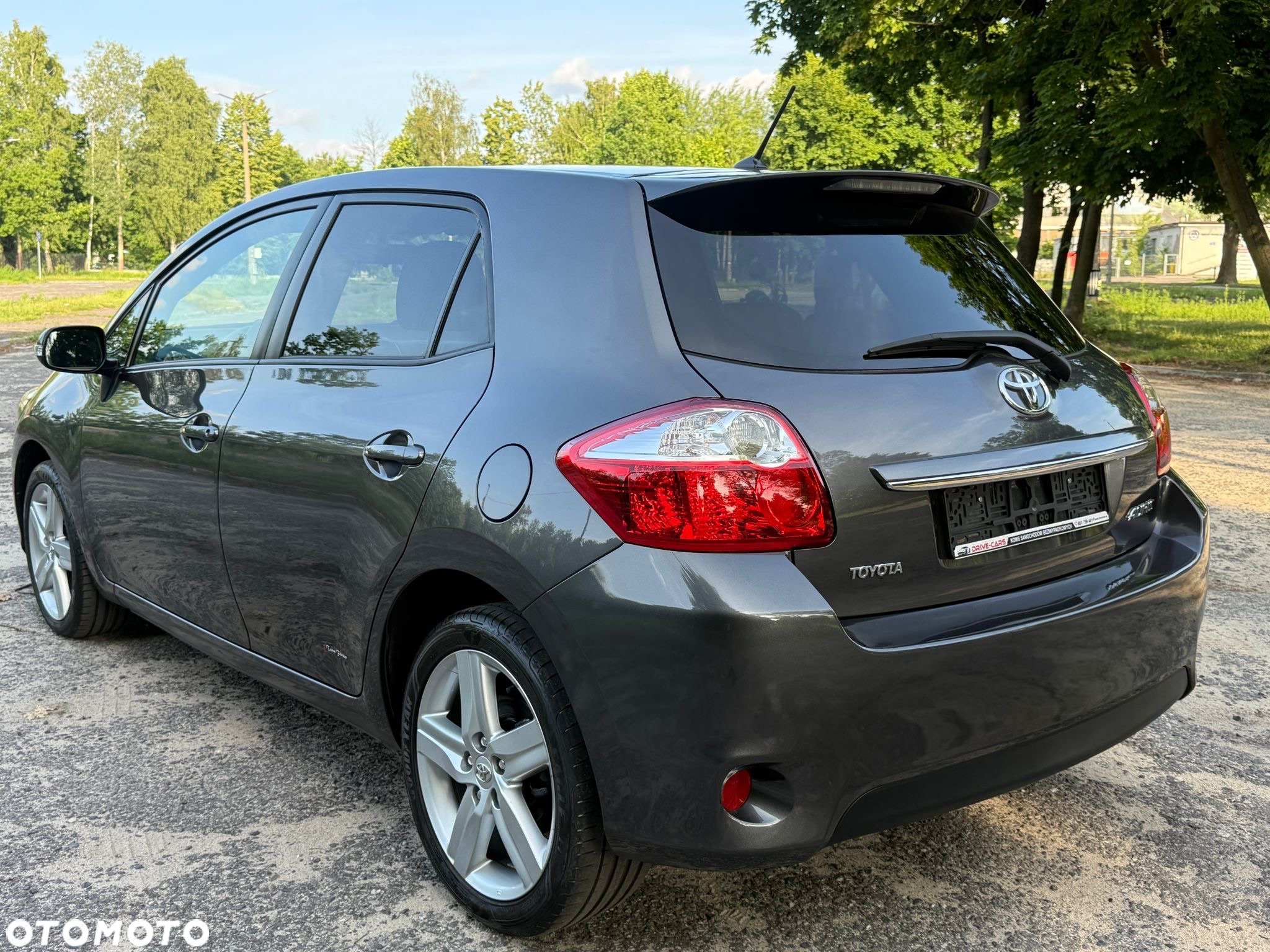 Toyota Auris 1.6 Life+ - 6