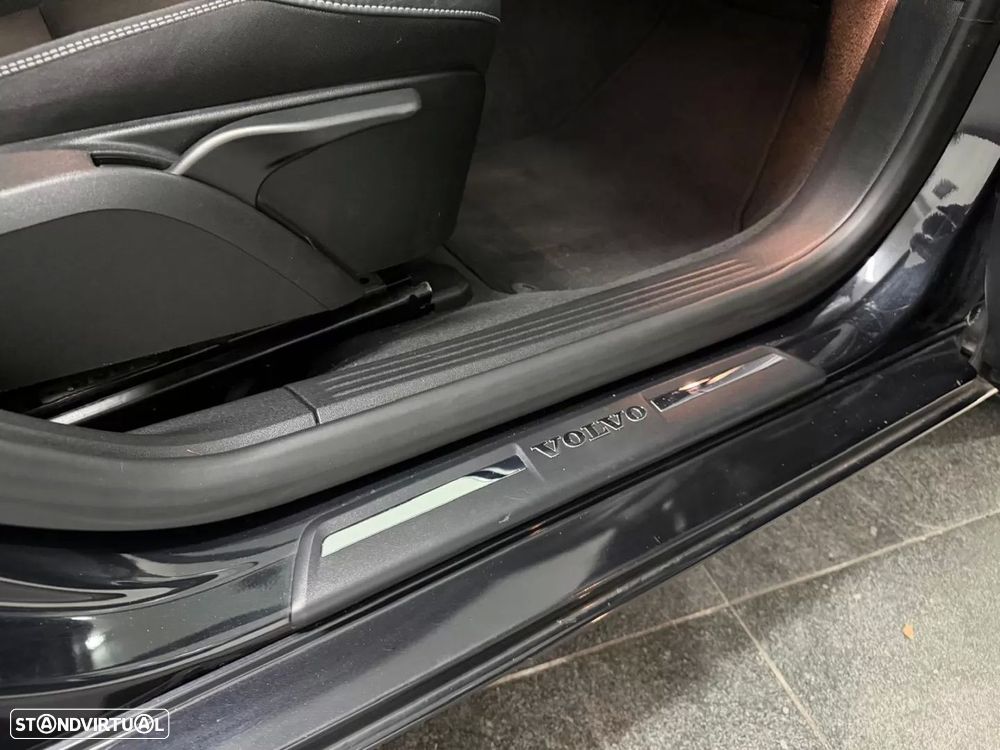 Volvo V40 - 20