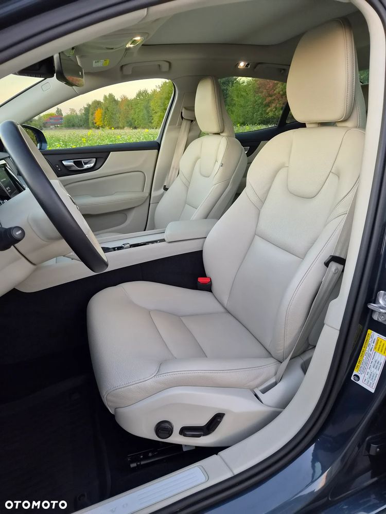 Volvo S60 - 16