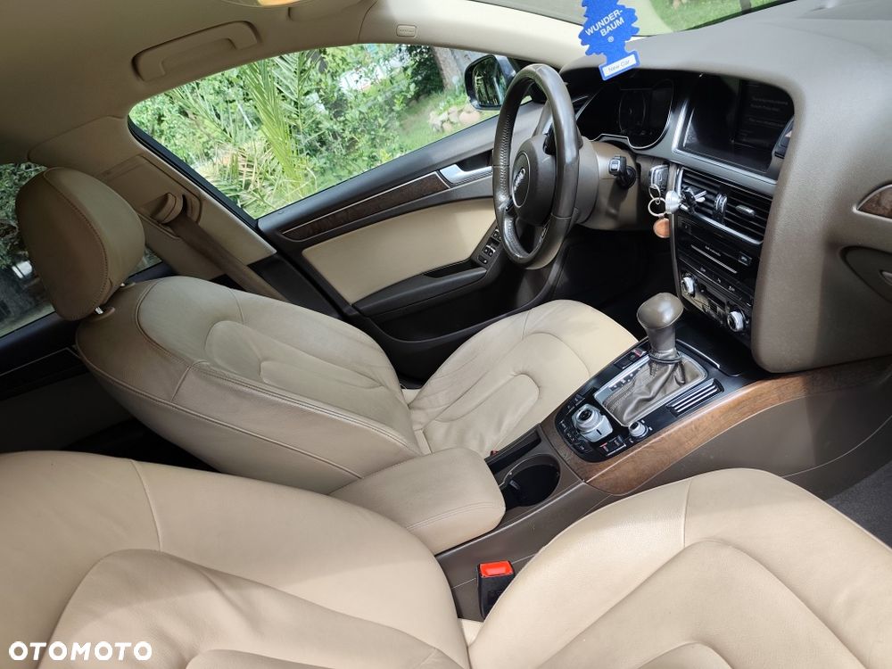 Audi A4 Limousine - 6
