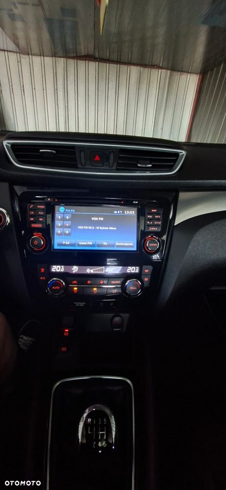 Nissan Qashqai 1.2 DIG-T N-Connecta - 16