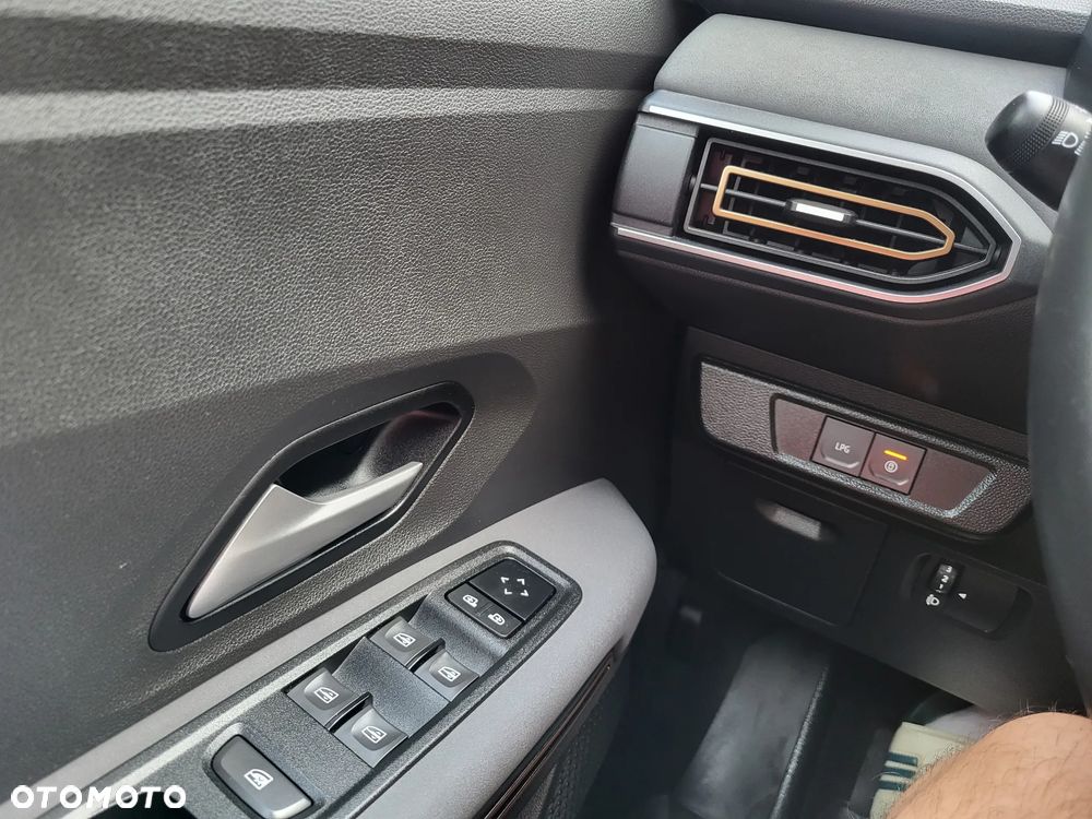 Dacia Jogger 1.0 TCe Extreme+ 7os - 24
