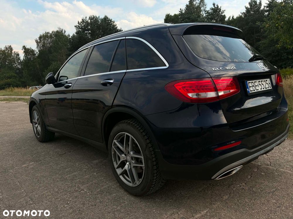 Mercedes-Benz GLC - 2
