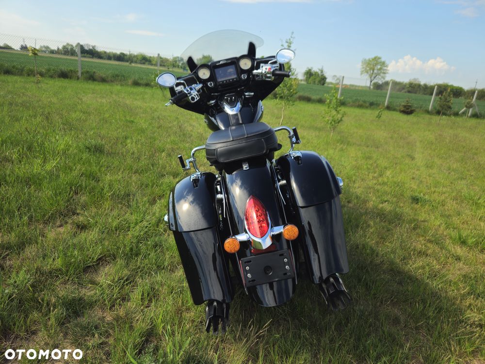 Indian Roadmaster - 9