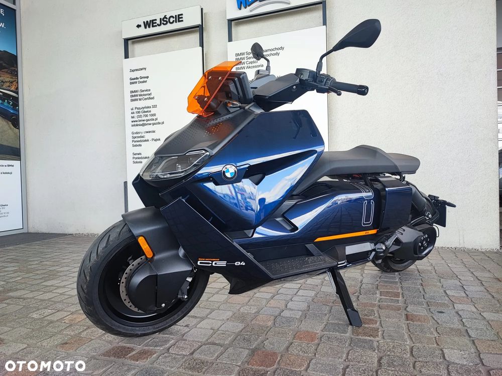 BMW CE 04 - 17