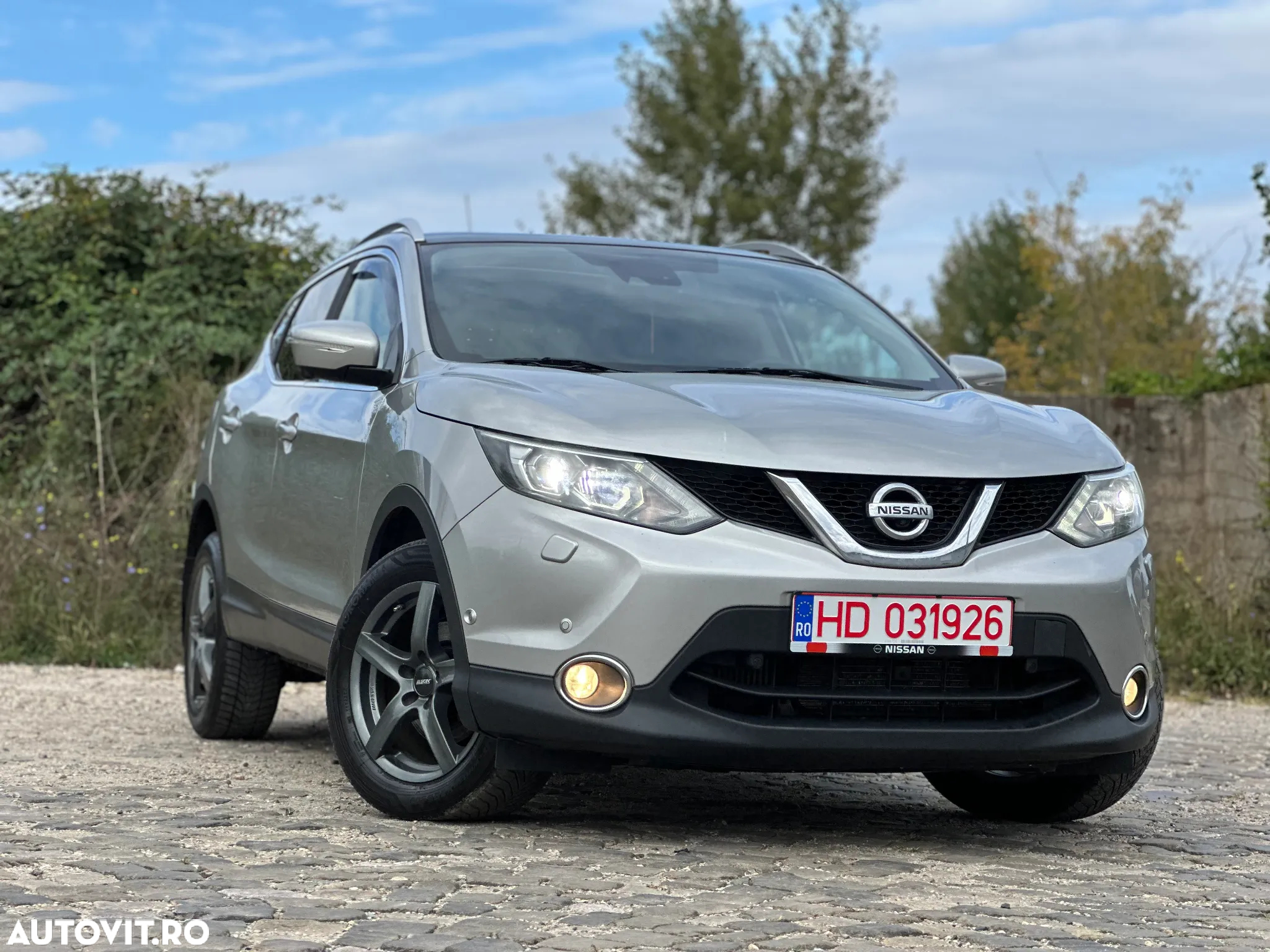 Nissan Qashqai 1.6 DCI Xtronic TEKNA+ - 2