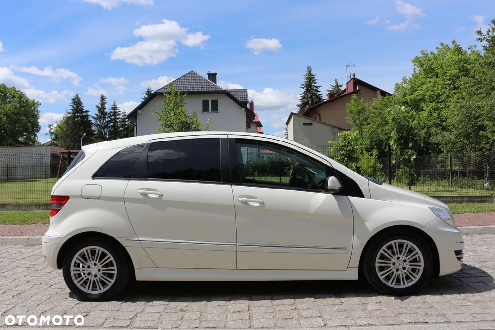 Mercedes-Benz Klasa B 200 CDI Special Edition - 7