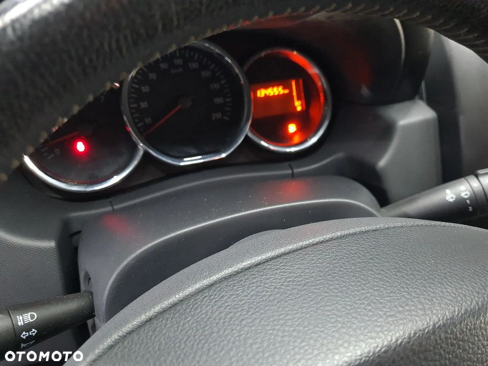 Dacia Duster 1.2 TCe Celebration - 28