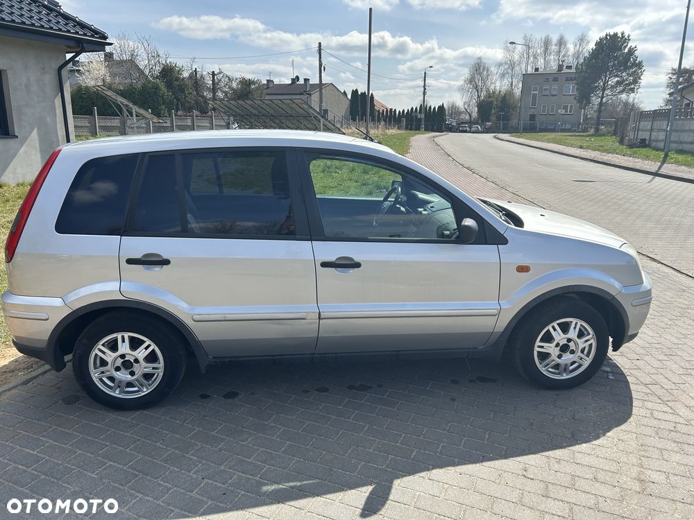 Ford Fusion 1.4 + - 4