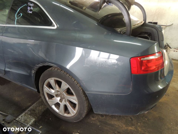 Belka zawieszenia tył AUDI A5 Coupe 8T 1.8 TFSI