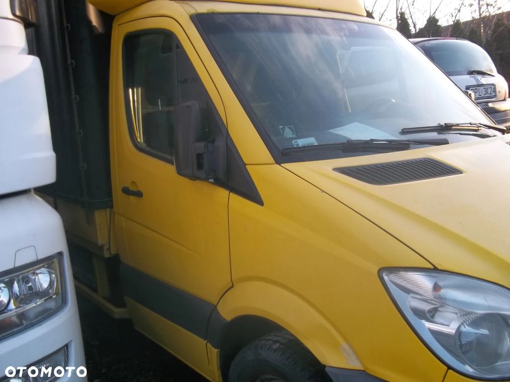 Mercedes-Benz SPRINTER - 21