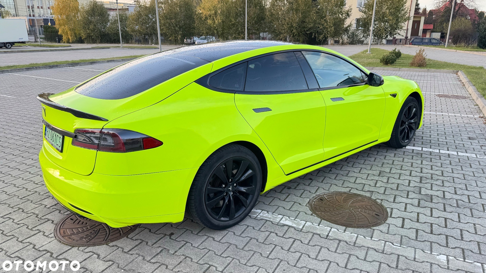Tesla Model S Standard - 11