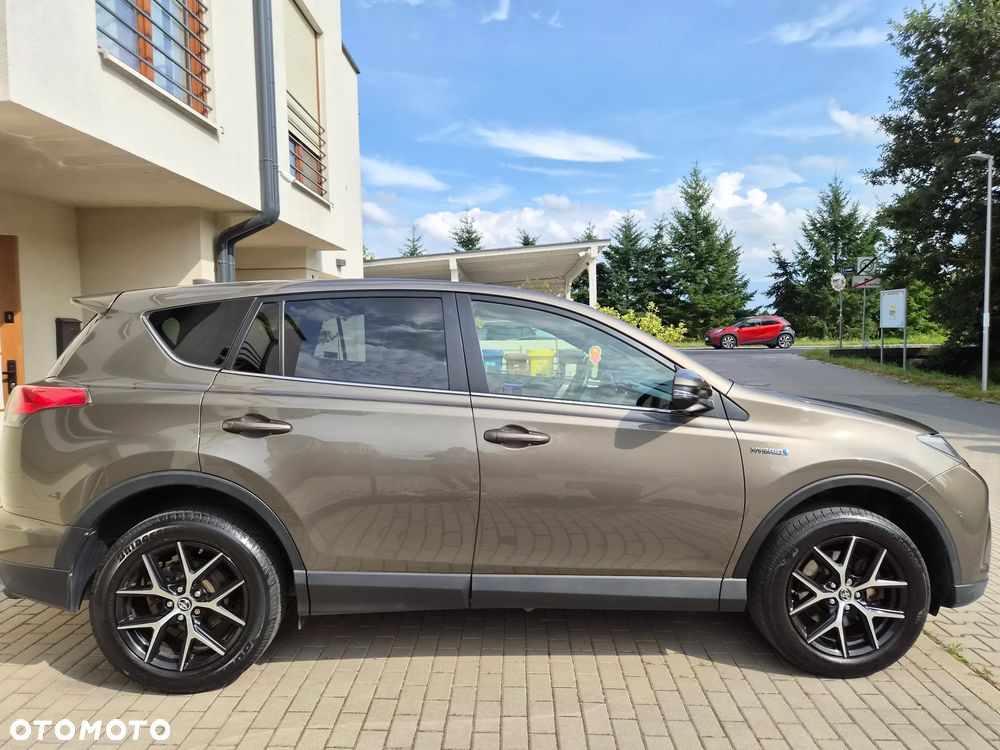 Toyota RAV4 Hybrid Premium 4x2 - 5