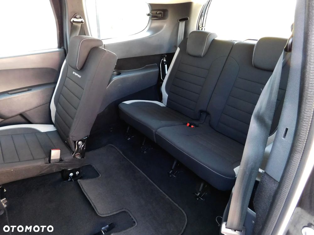 Dacia Lodgy TCe 130 GPF (7-Sitzer) Stepway - 16