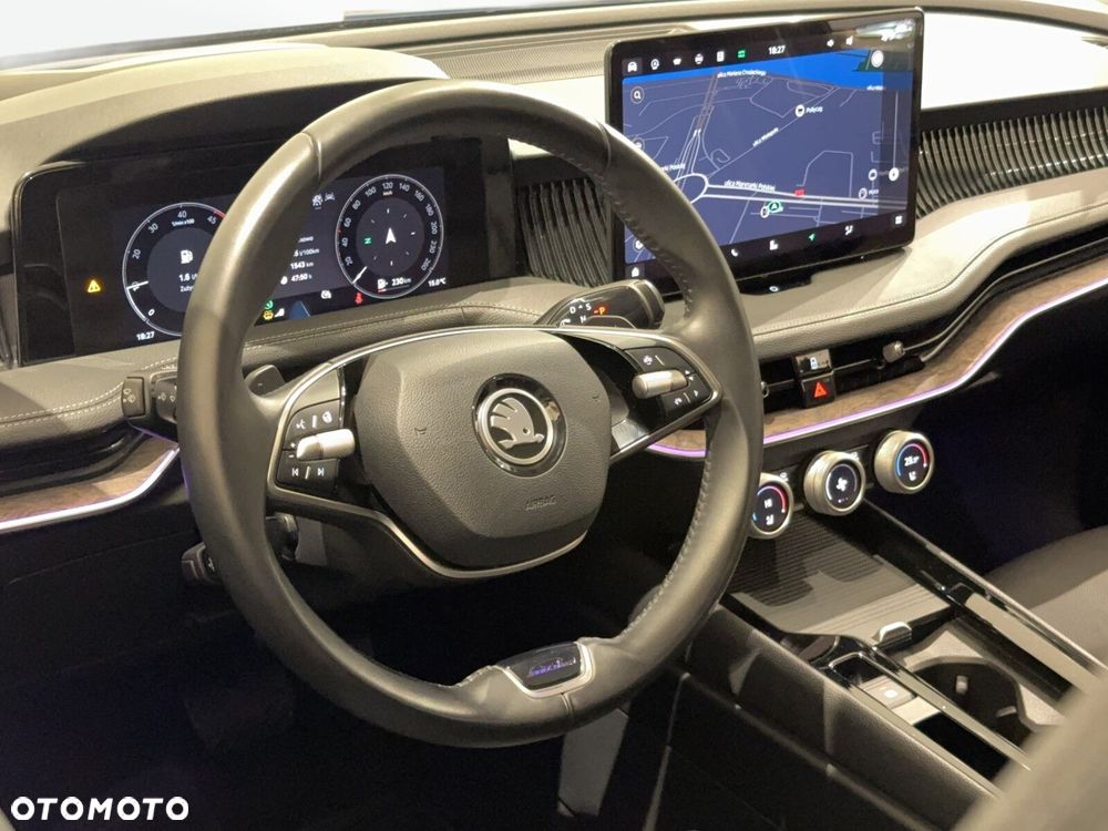 Skoda Superb 2.0 TDI SCR L&K DSG - 23