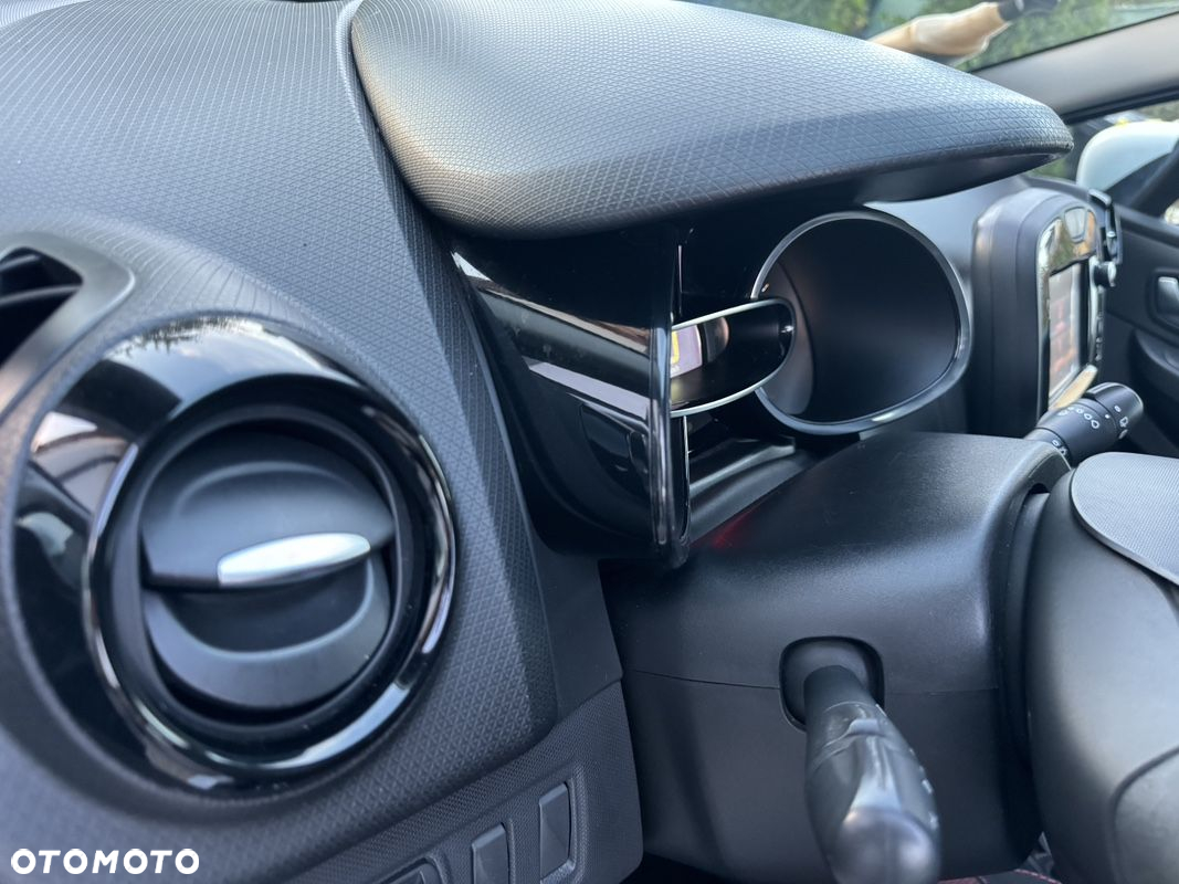 Renault Clio - 30