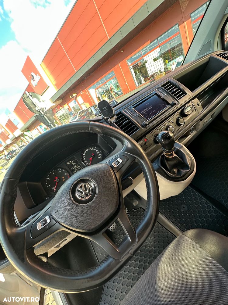 Volkswagen Transporter - 9