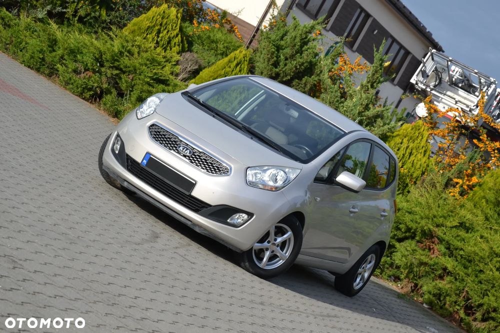Kia Venga - 16