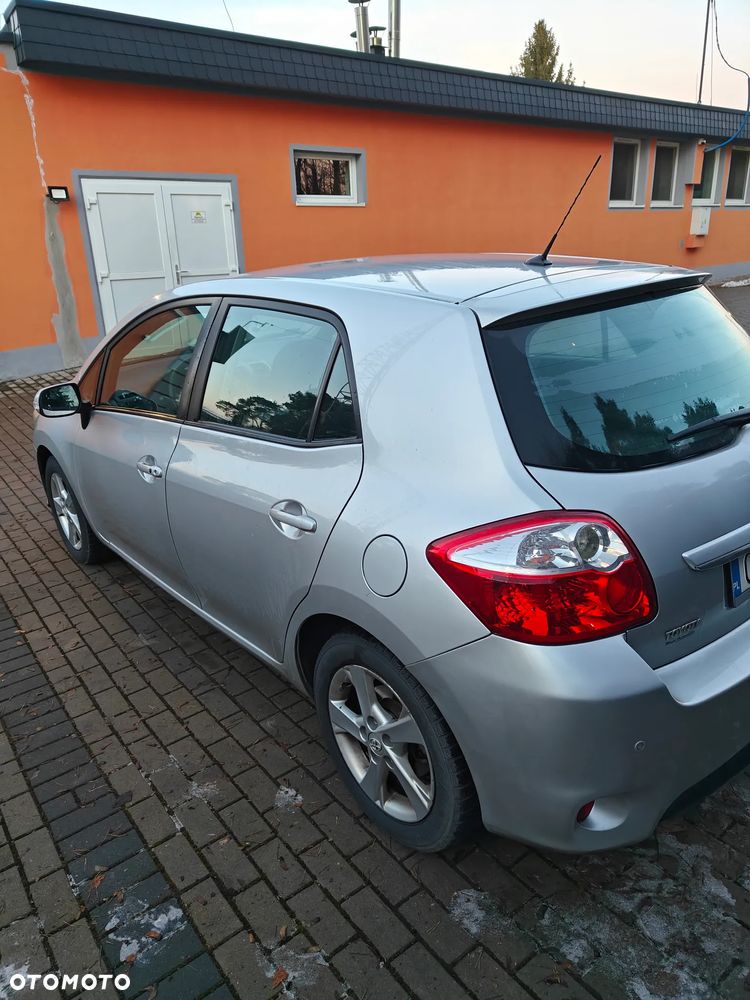 Toyota Auris 2.0 D-4D 2010 - 7