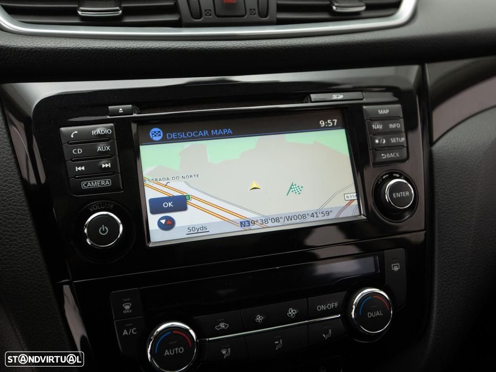 Nissan Qashqai 1.5 dCi N-Connecta - 23