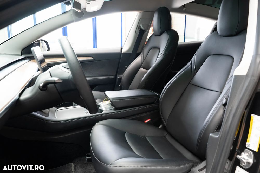 Tesla Model 3 Long Range AWD Premium - 6