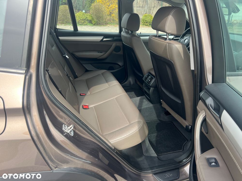 BMW X3 xDrive20d - 29