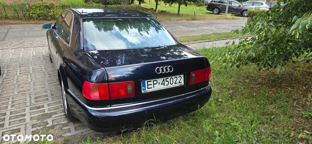 Audi S8 - 3