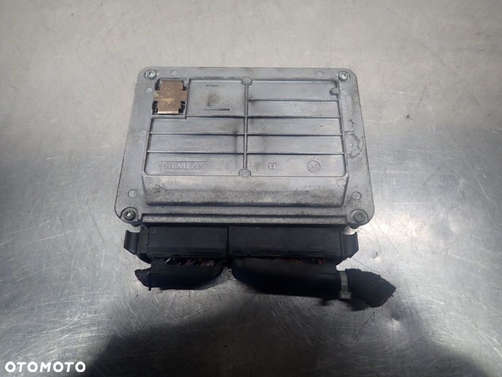 KOMPUTER SILNIKA VOLKSWAGEN GOLF IV 06A906033 - 3