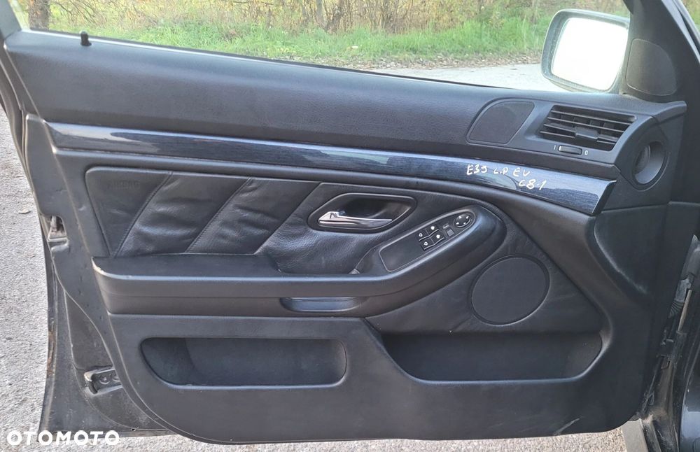 BOCZEK LEWY PRZÓD PRZEDNI BMW E39 EUROPA CZARNA SKÓRA C81 - 1