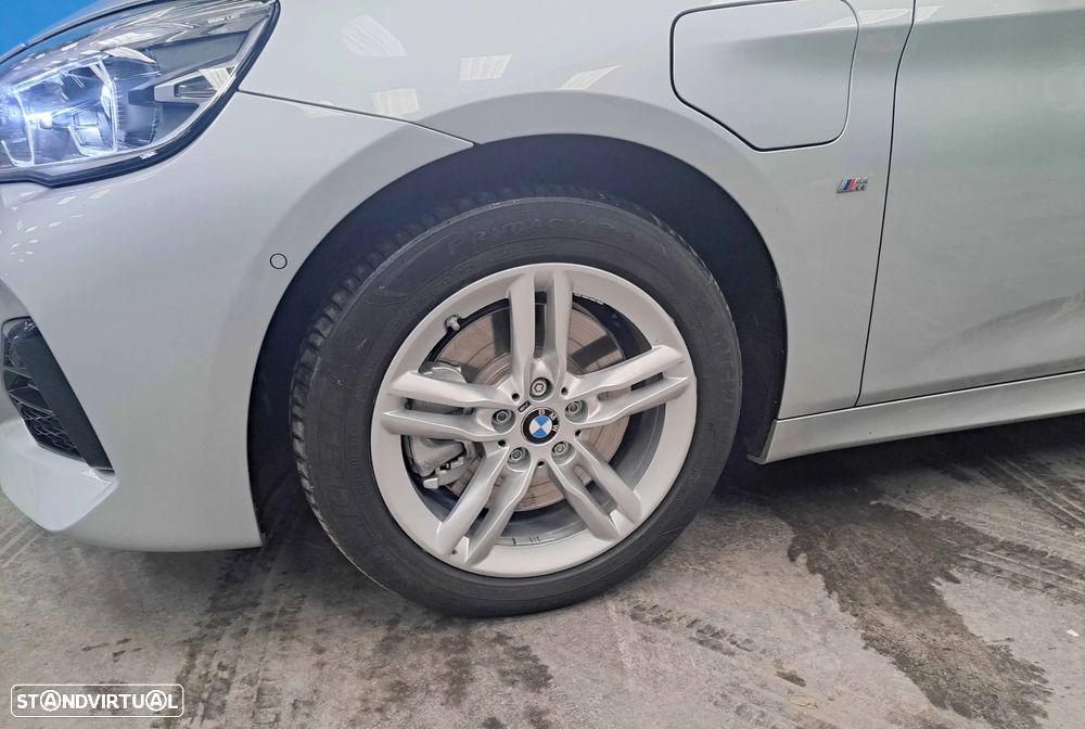 BMW 225xe Active Tourer - 26