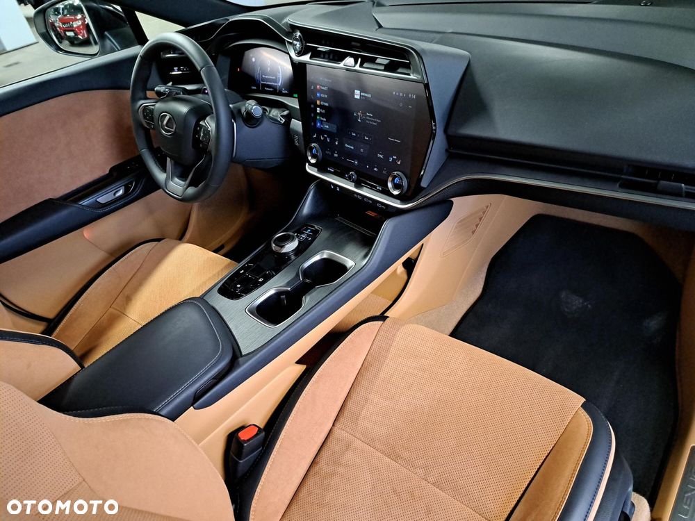 Lexus RZ 450e Omotenashi DIRECT4 - 10