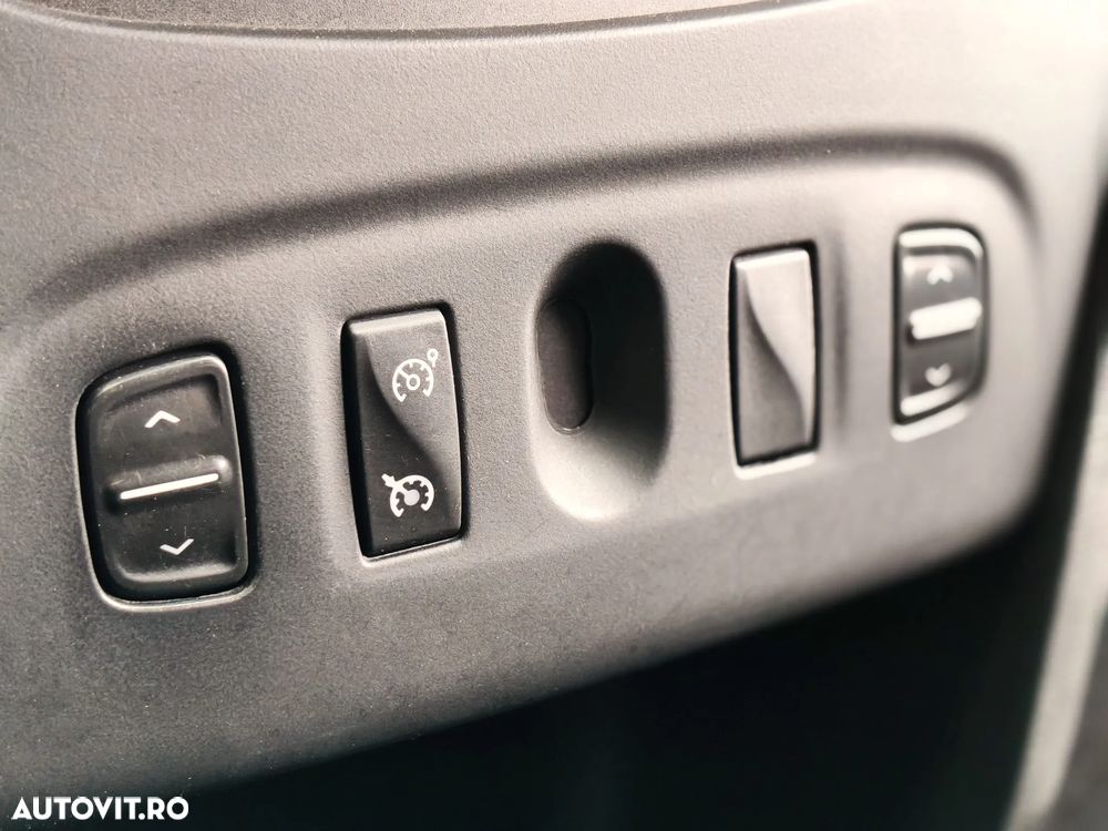 Dacia Logan MCV TCe 90 Laureate - 29