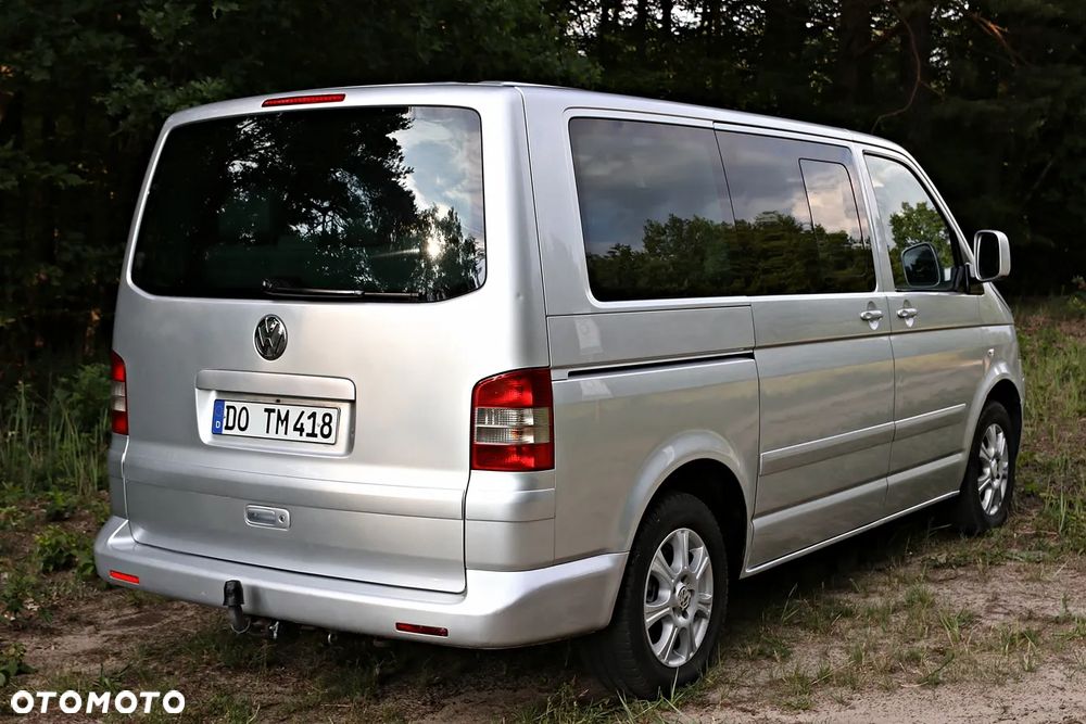 Volkswagen Multivan - 23