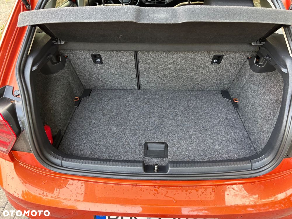 Volkswagen Polo 1.0 TSI Highline DSG - 36