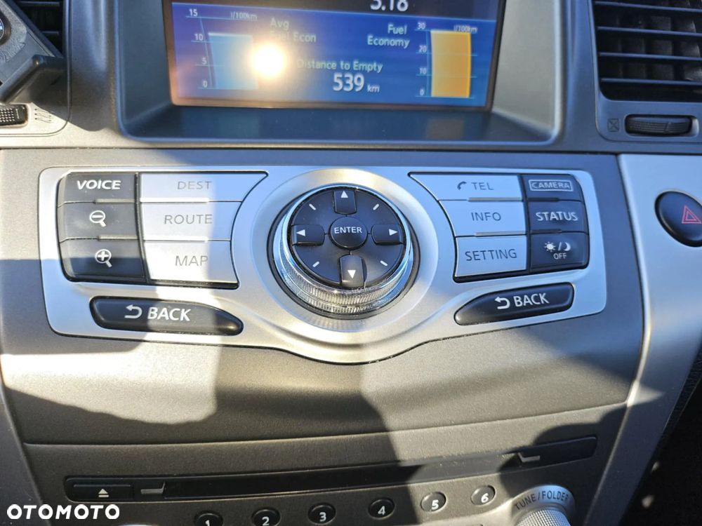 Nissan Murano 2.5 D Premium - 15