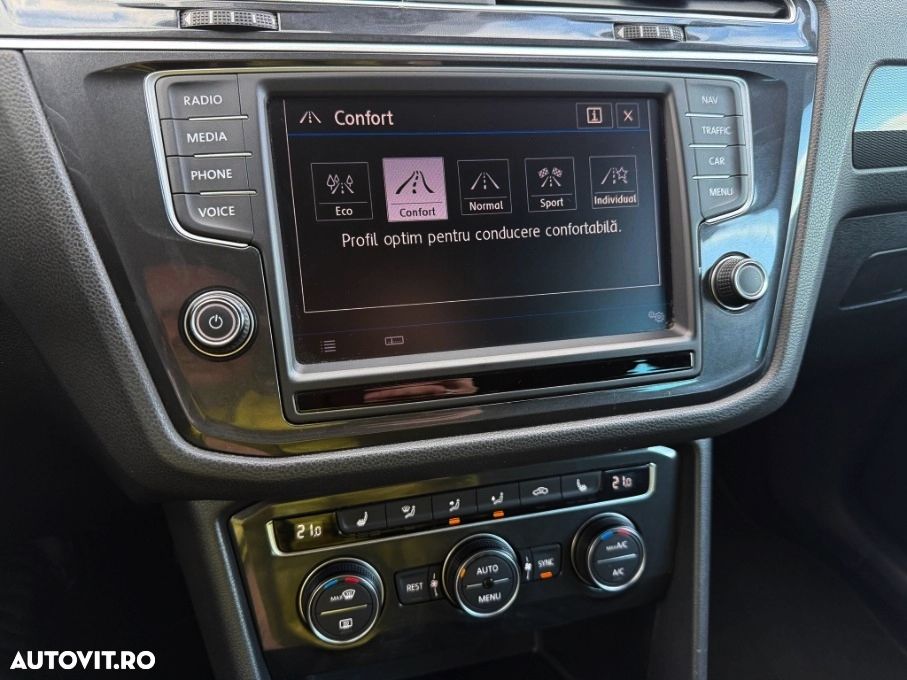Volkswagen Tiguan 2.0 TDI SCR 4MOTION DSG Highline - 12